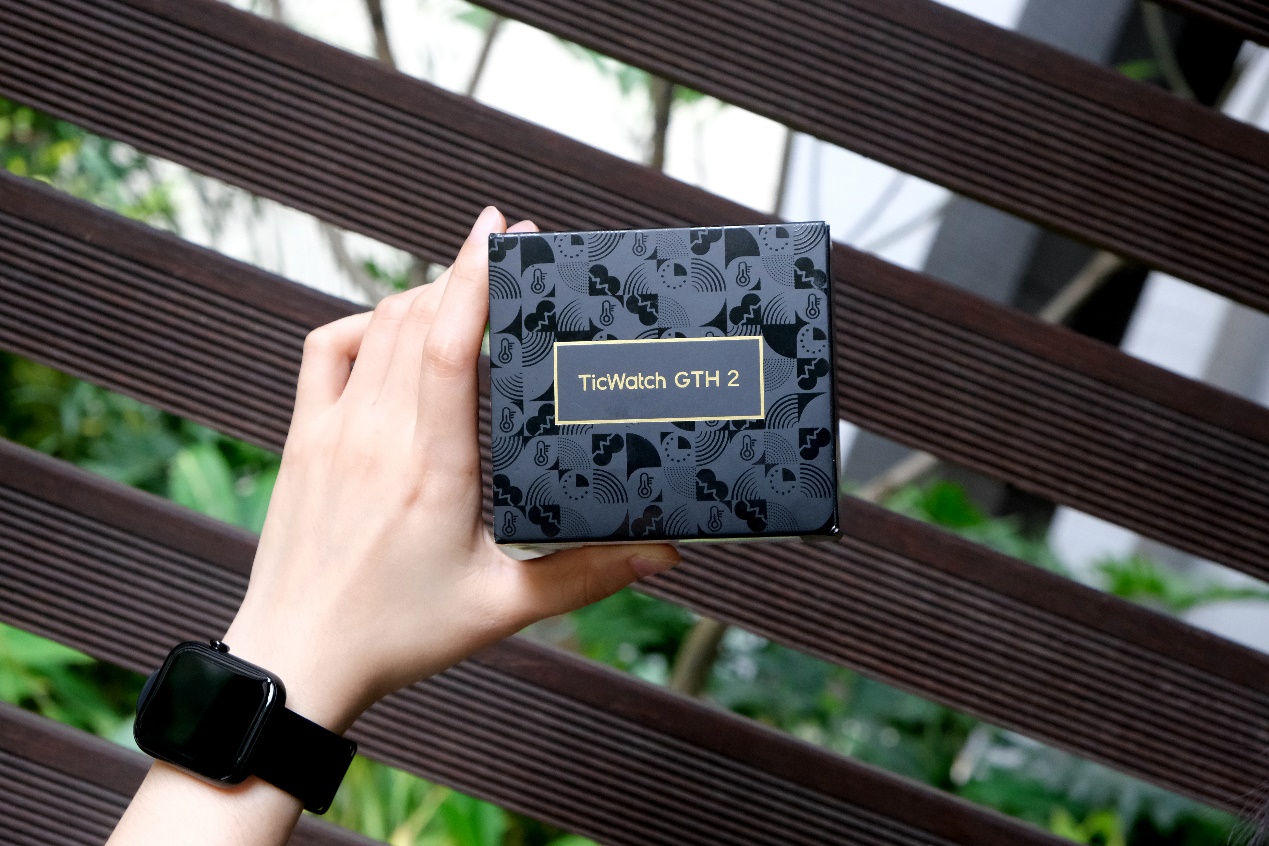 ticwatchgth2手表,ticwatchgth2智能手表可以游泳吗