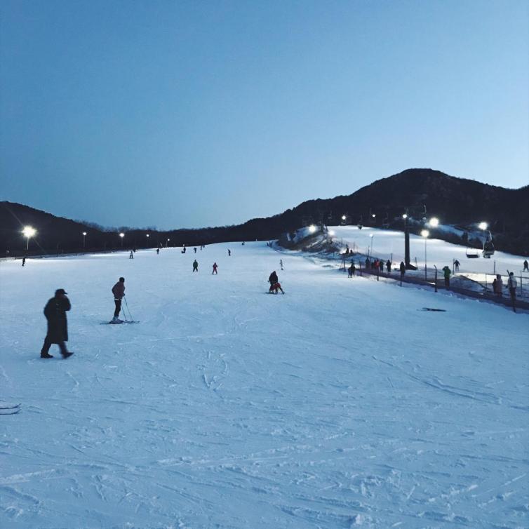大连儿童滑雪的地方有哪些,大连周边温泉游最佳地方