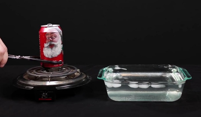 大气压为什么可能会压扁油罐车,大气压爆炸威力有多大