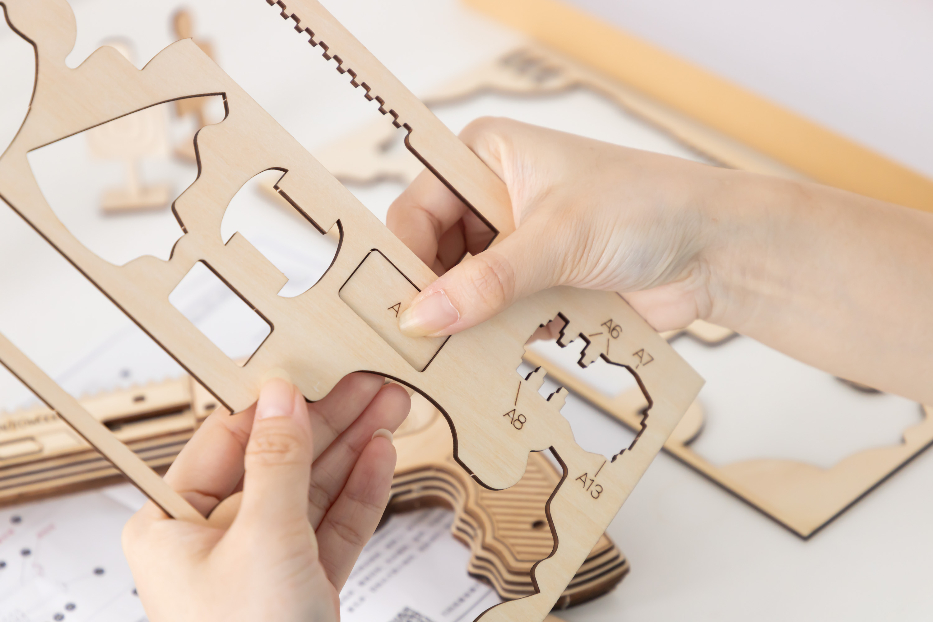 榫卯结构小物件,民俗老物件传承千年的榫卯结构