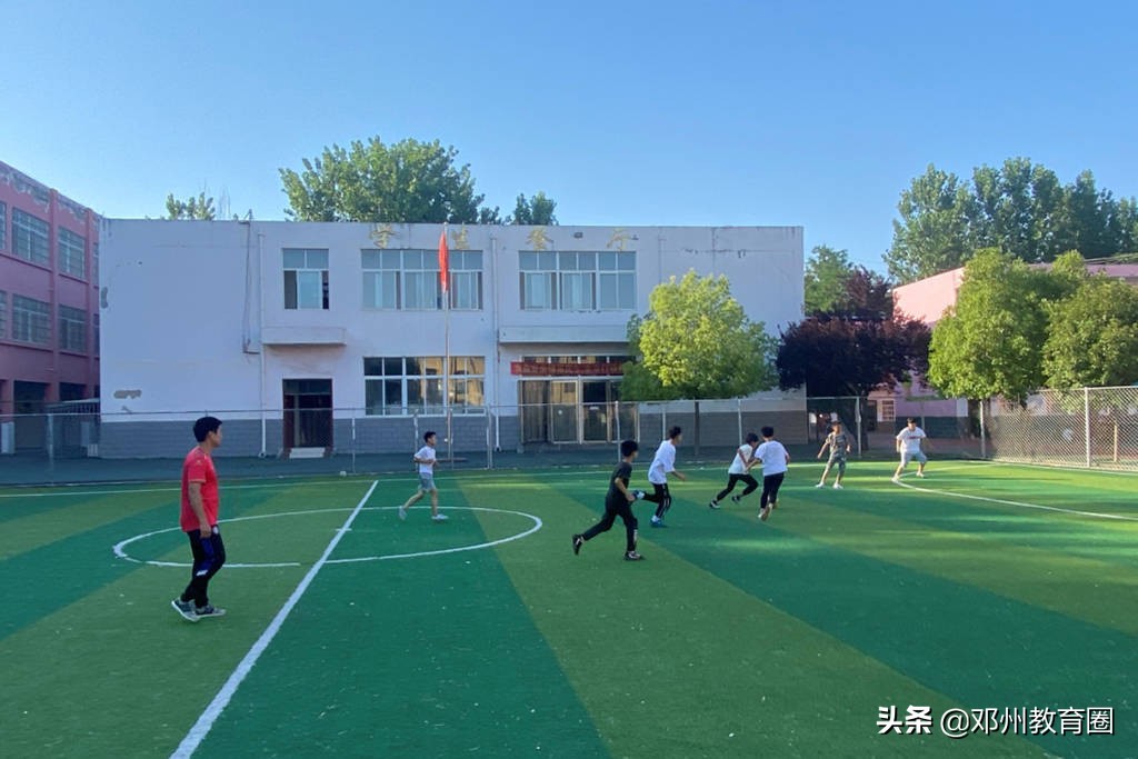 邓州市白牛镇中心小学,南召县中小学课后延时服务