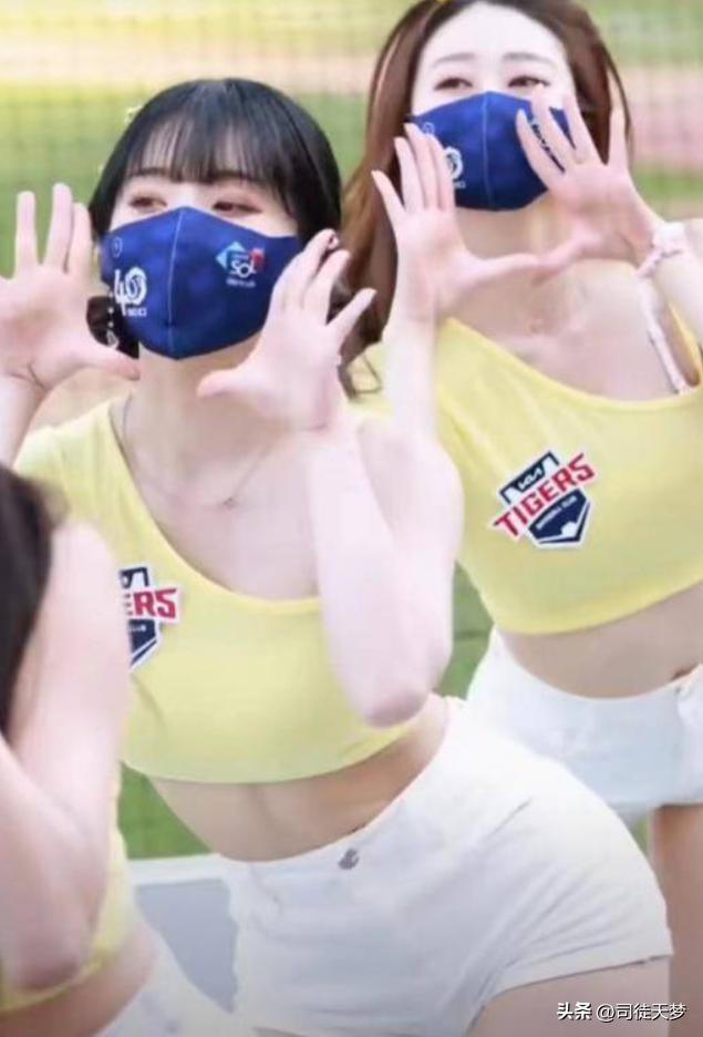 韩国啦啦队红裙子热舞,韩国啦啦队热舞秀