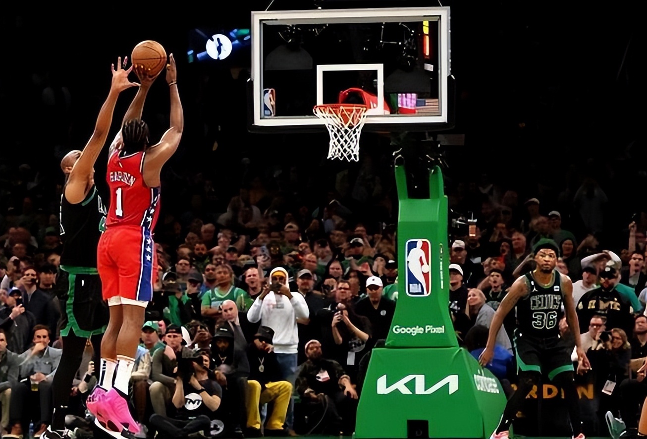 恩比德踩到格威布朗当时的心情,恩比德70分18篮板比赛回放