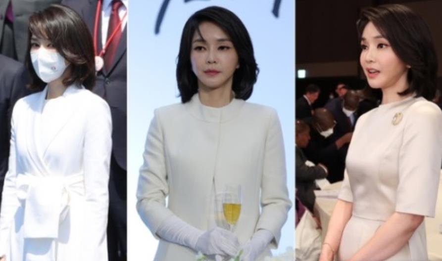 韩国第一夫人穿蓝西服,韩国第一夫人红宝石项链