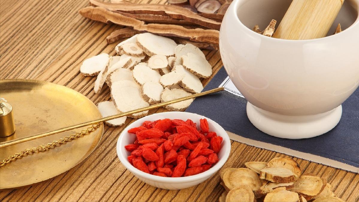 蛇缠腰带状疱疹中药处方,龙胆泻肝汤治带状疱疹医案