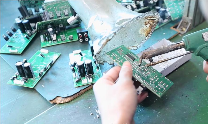 00后留水线“进过工厂后，我觉得学校真的是天堂”