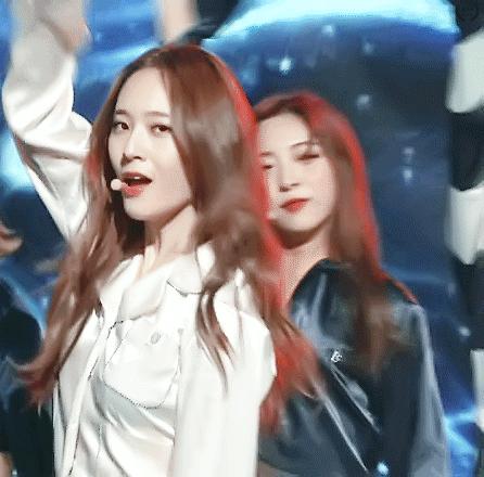 郑秀晶可爱冰山完整版,冰山美人郑秀晶和谁同框