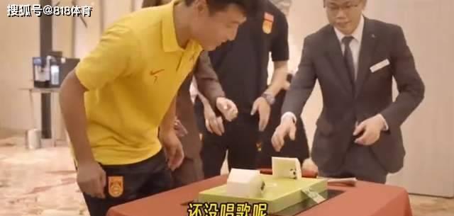 国足首胜武球王梅开二度,武球王亚洲杯视频