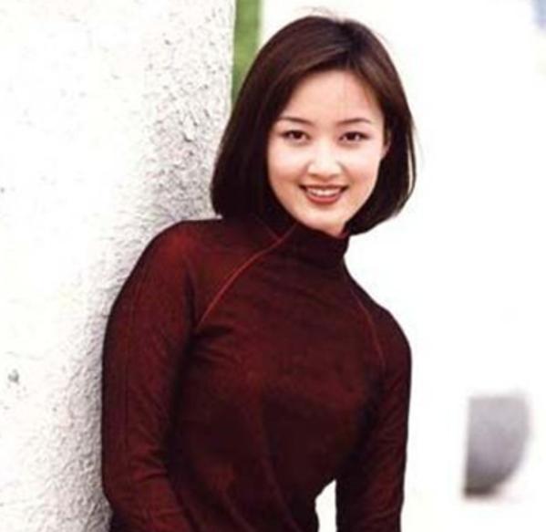 没了平台，啥也不是，那些错把平台当本事的名嘴主持人们，可惜了