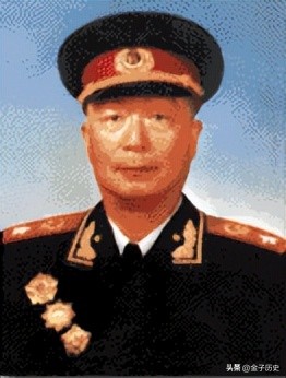 抗日女兵被包围,女兵被国军抓捕