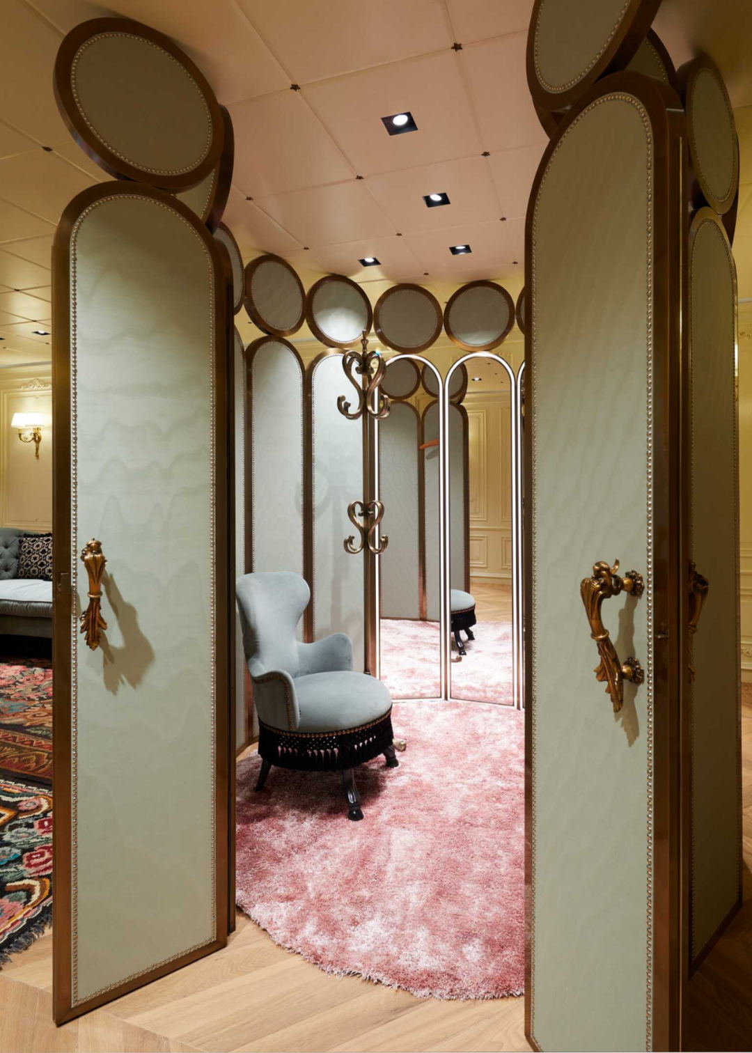 gucci2022时装秀时间,gucci2024早春大秀在哪里