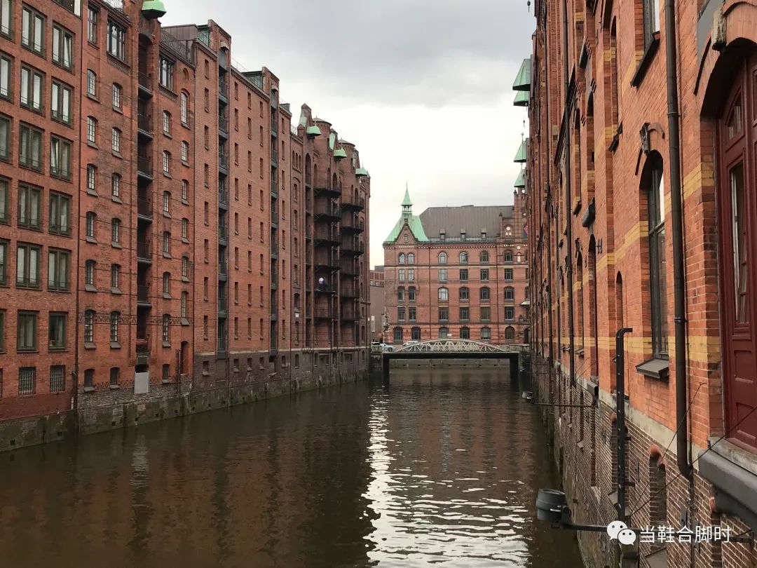 雨中汉堡,雨中的巴赫原声