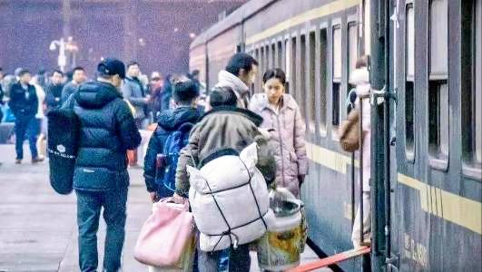 丛飞资助183个白眼狼,丛飞资助的白野狼被人肉了吗