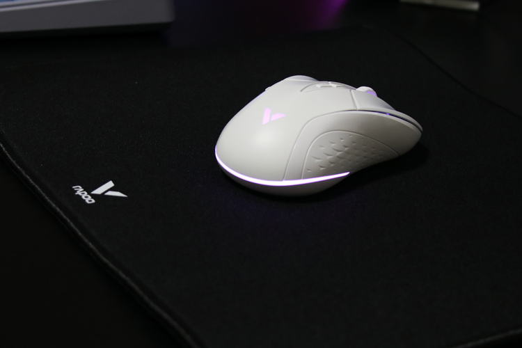 雷蛇蝰蛇经典版,雷柏V300W双模RGB游戏鼠标