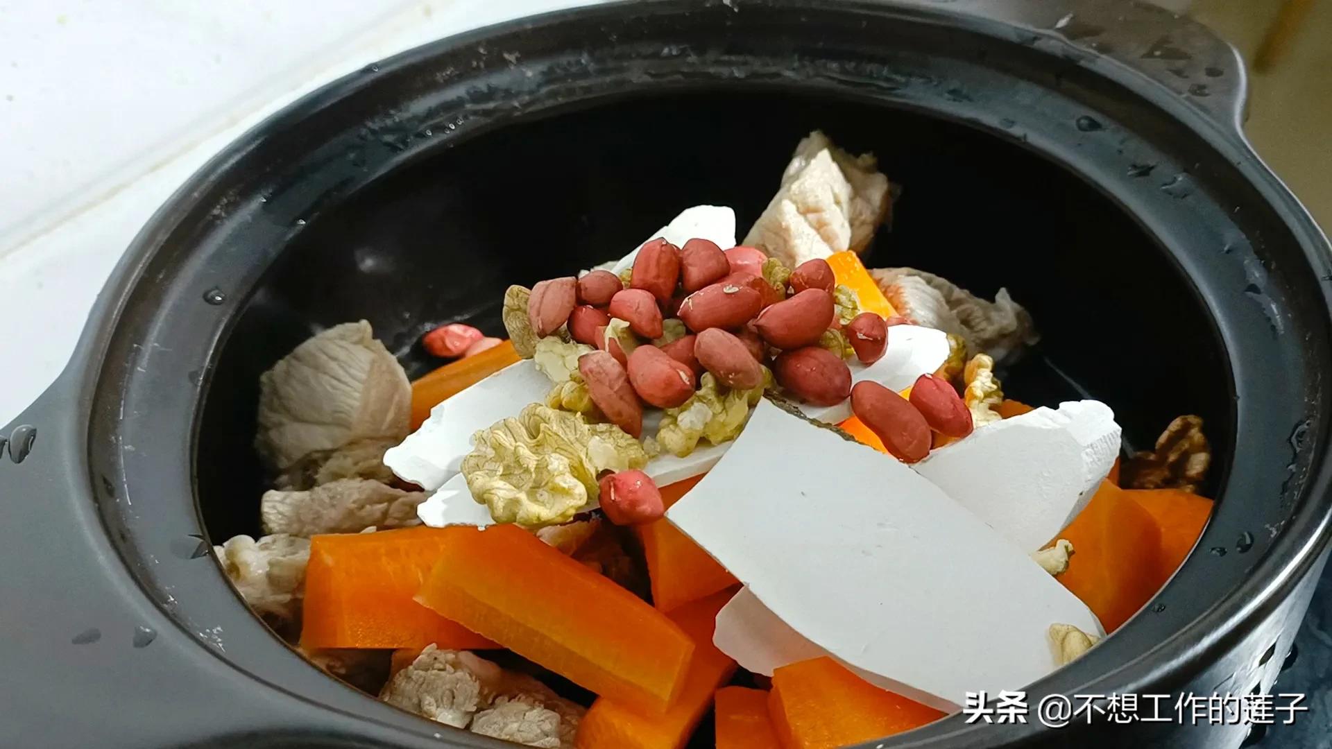 夏季弄什么汤给小孩喝营养又健康,夏季多给孩子喝这些汤美味又营养
