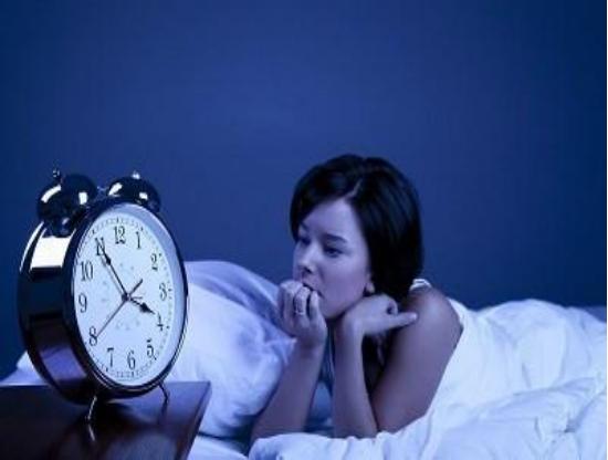 长期裸睡有什么好处和坏处,长期裸睡的人会怎么样