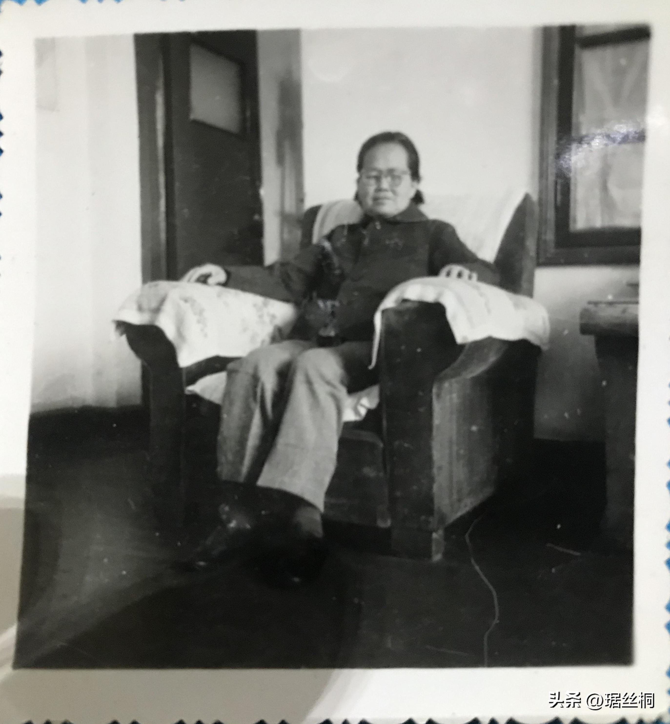 活出了自我的母亲，无怨无悔的女性，个性刚强的随军太太（2）