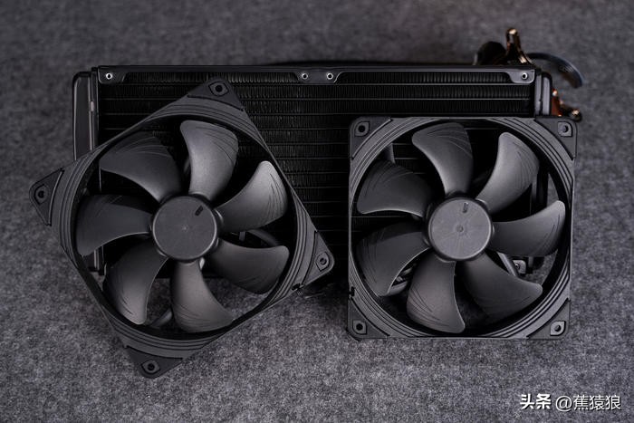 rog姘村喎z790瑁呮満,rogz790姘村喎涓绘満