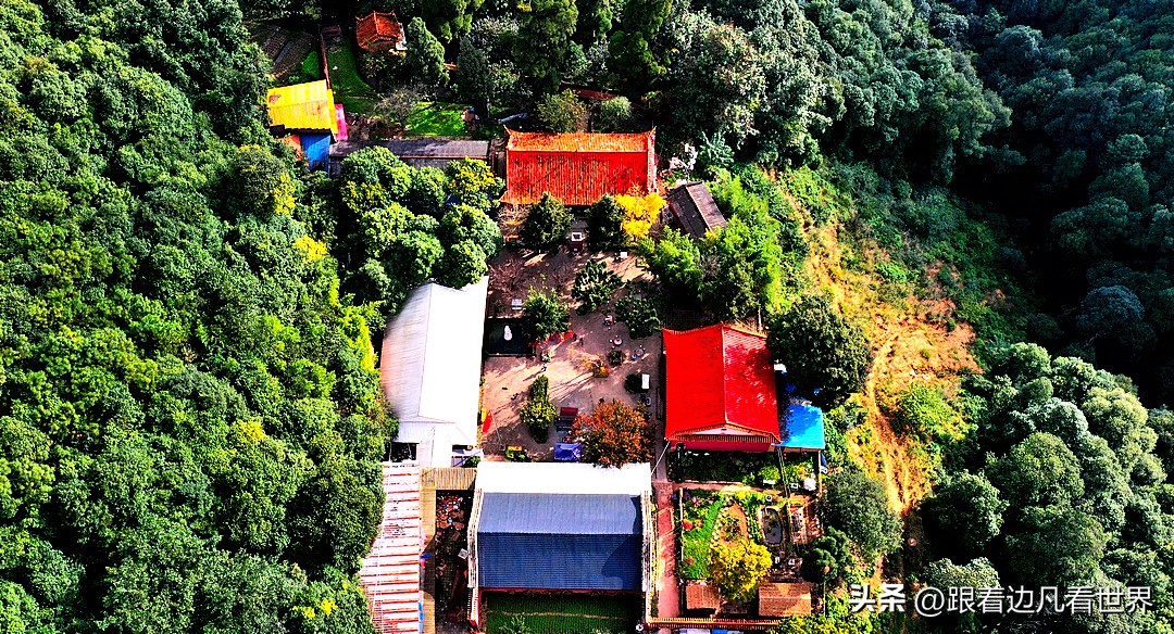 昆明徒步藏在郊区的童话山,徒步昆明金殿后山