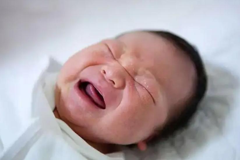 上海富豪花1000万生三个孩子,上海富人花二千万养小三