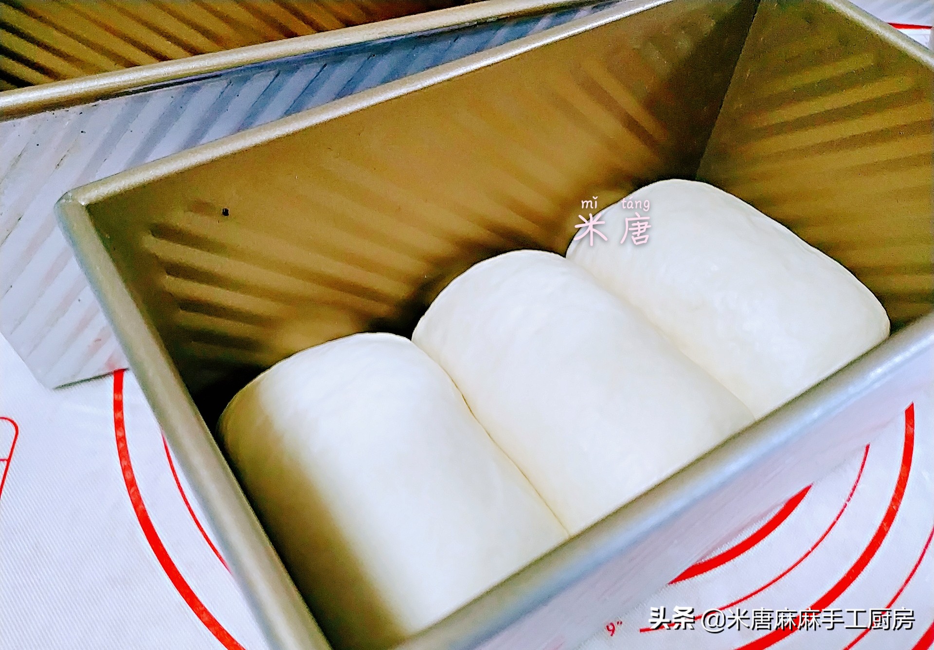 米唐麻麻吐司视频,轻松get简单又好吃的蒜香吐司