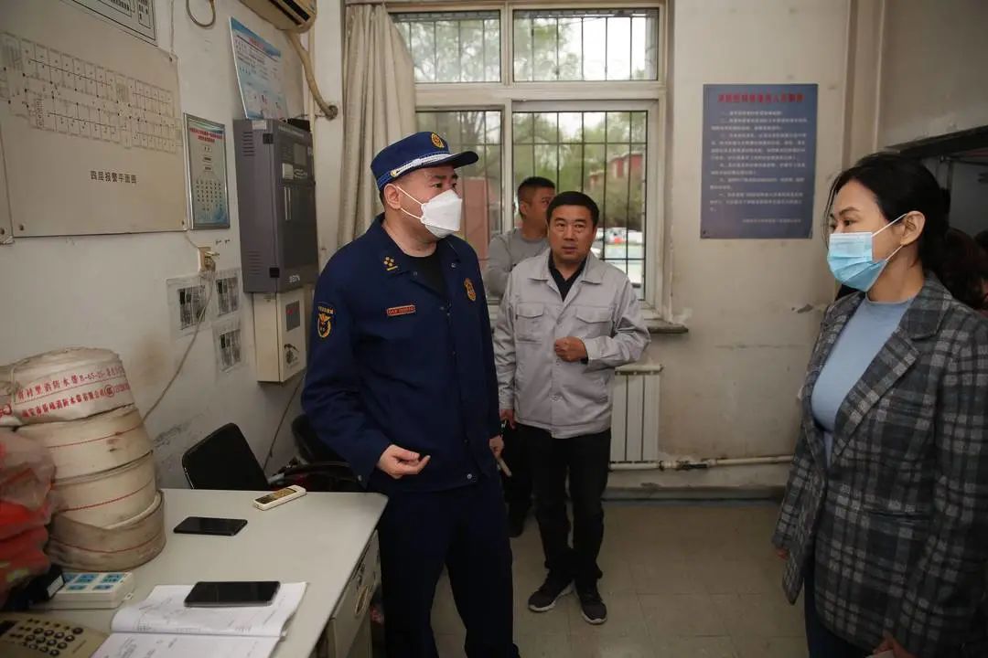 消防大队开展燃气企业安全检查,卫健委消防安全排查检查