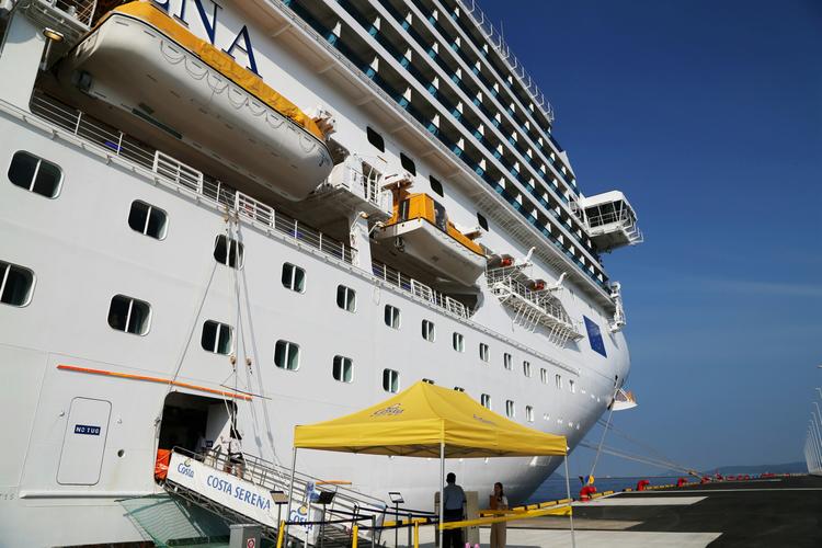 中国去日本巨型游轮,乘坐邮轮去日本