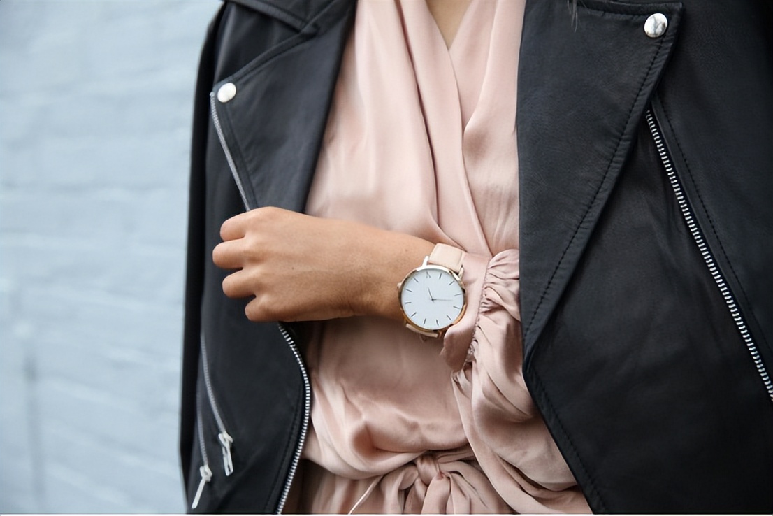 女生的第一只千元大牌手表,女生的第一款手表