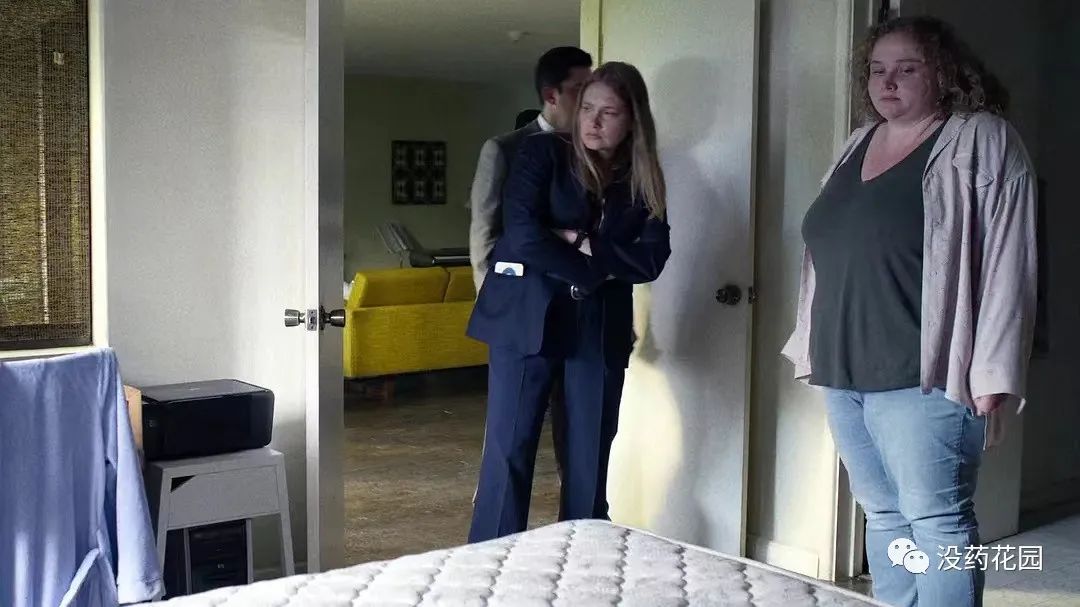 18岁美国少女谎报遭遇强奸被起诉，两年后破获连环强奸案与她有关