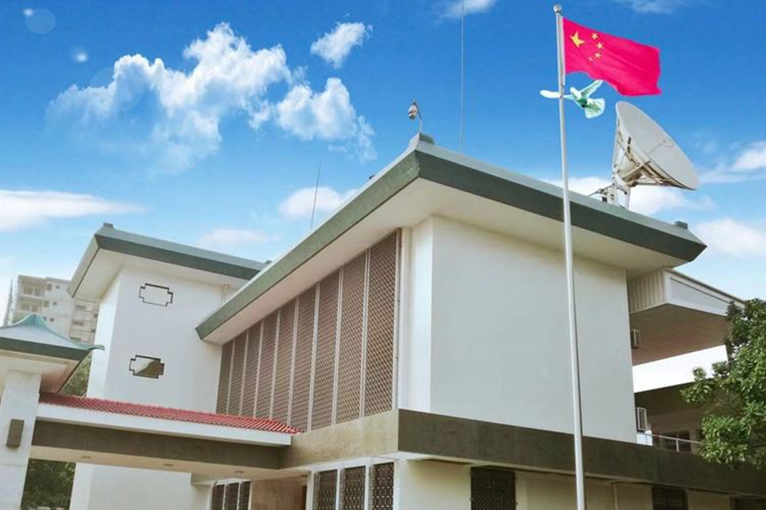 为出国女子嫁南美黑人，婚后悲惨多次逃跑，最后求助中国大使馆