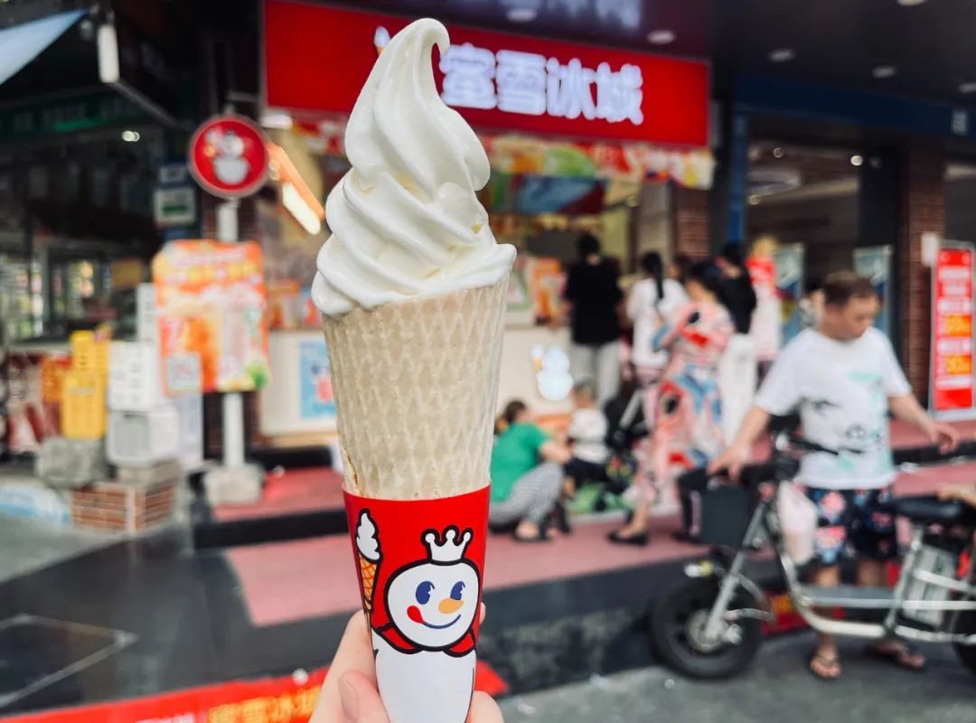 蜜雪冰城老板赚了多少钱,120万营业额的蜜雪冰城能赚多少钱