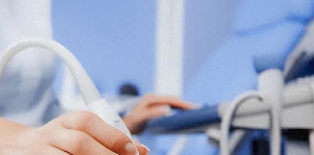 男医生*体下**插手指,女子怒报警!