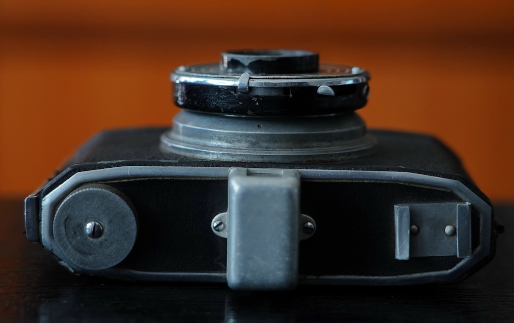 中国最早的相机排行榜,几十年前的老相机现在值钱吗