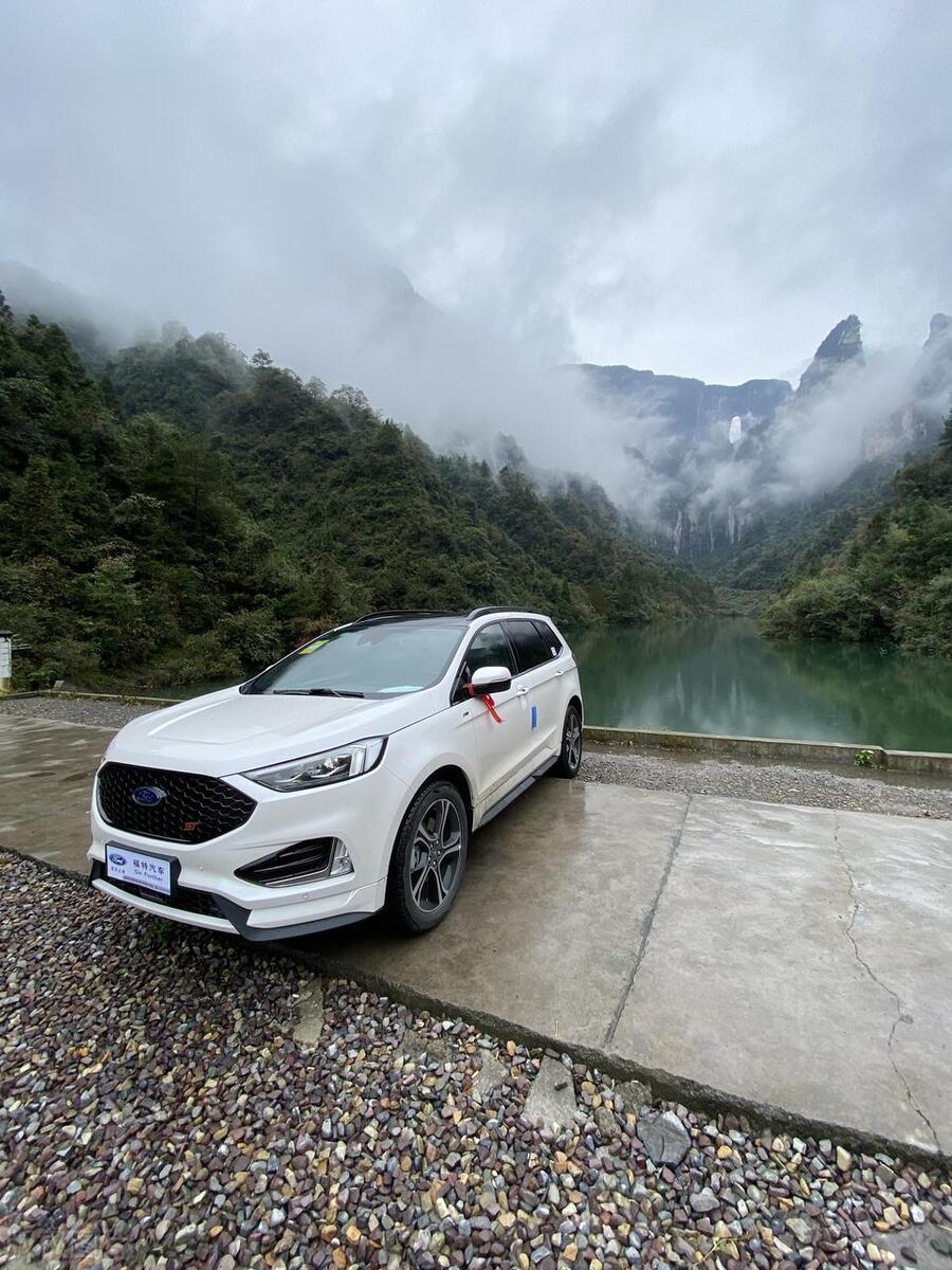 30万左右的油电混动汽车推荐,30万左右的汽车排行榜