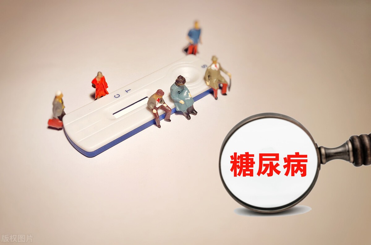 老年人皮肤脱屑用什么护肤品,老年人皮肤很干脱皮有什么办法