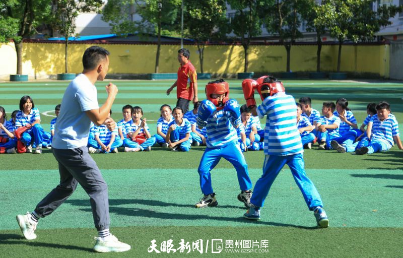 缂ょ悍璐靛窞,澶氬僵璐靛窞鎴峰杩愬姩