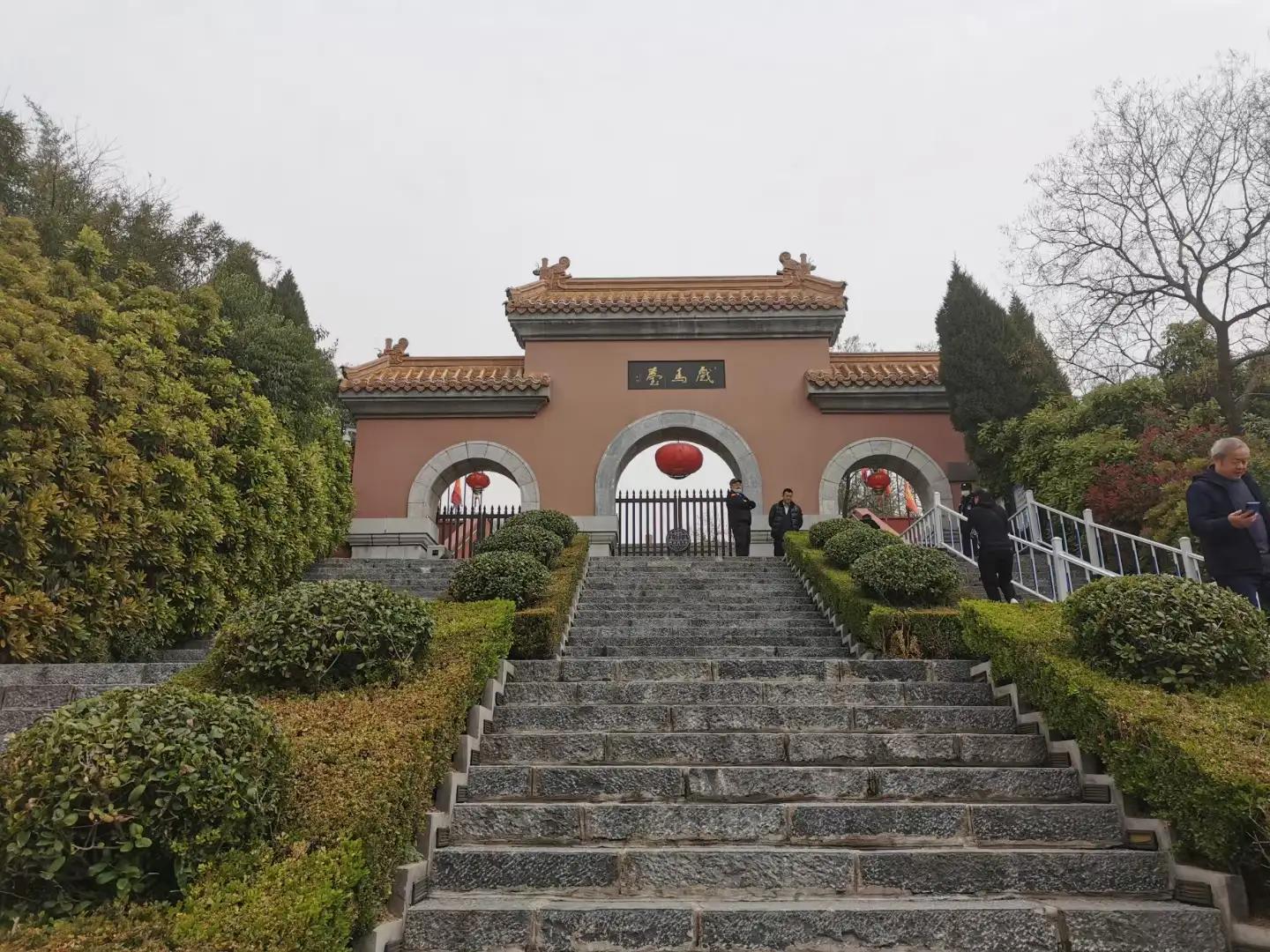 寰愬窞鍒伴噸搴嗗叚鏃ユ父,浠庡緪宸炲幓鏃犻敗鏃呮父