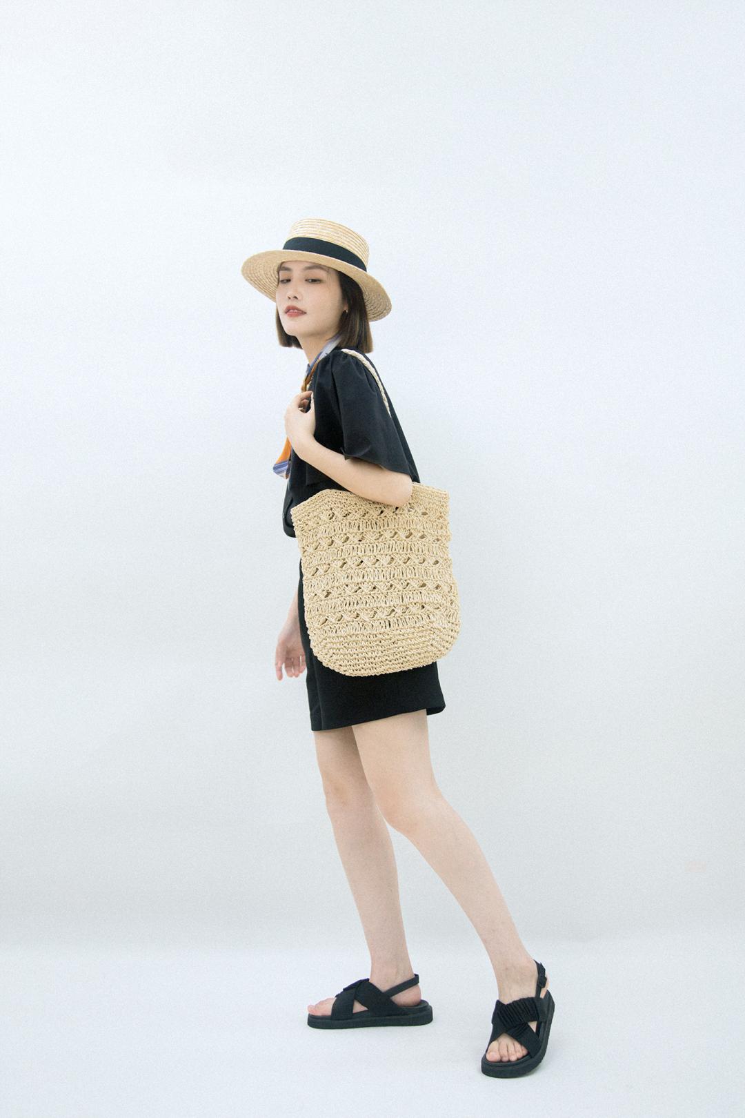 胶囊衣橱春季穿搭,夏日简单实用一衣多穿