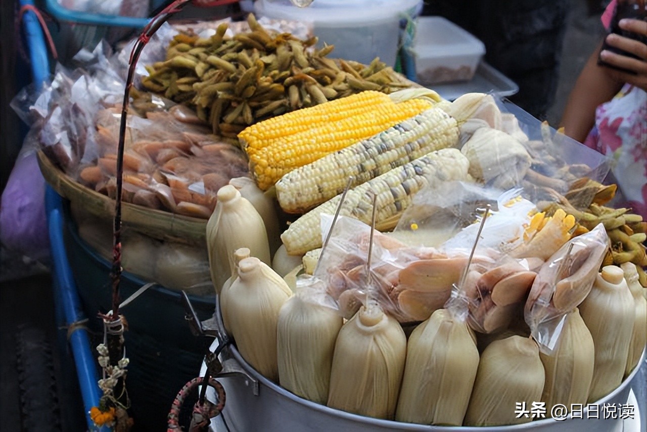 泰国小吃排行榜前十名,泰国美食街边小吃跳跳虾