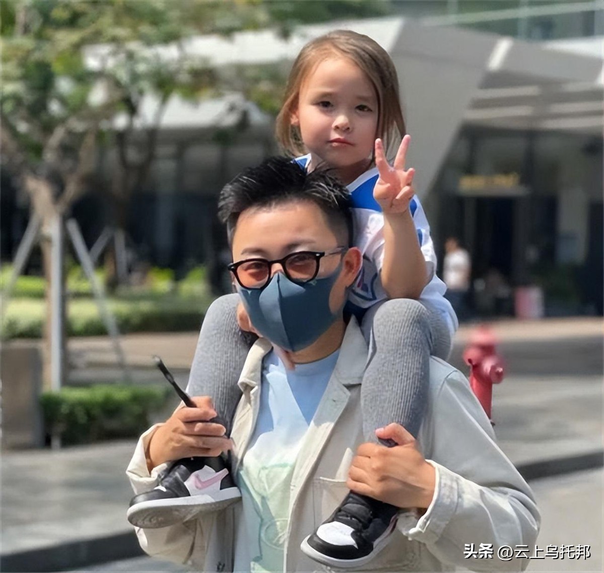 吉林女孩花50万,花500万买精产子的女子