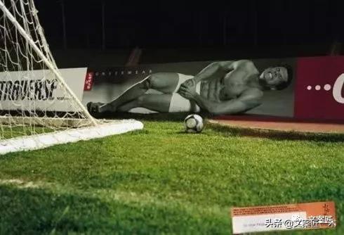 400个户外广告创意案例,全球创意广告100例