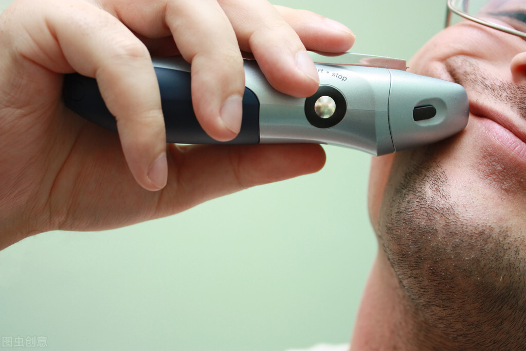 剃须刀用久了刀片变钝,剃须刀用钝了怎么办