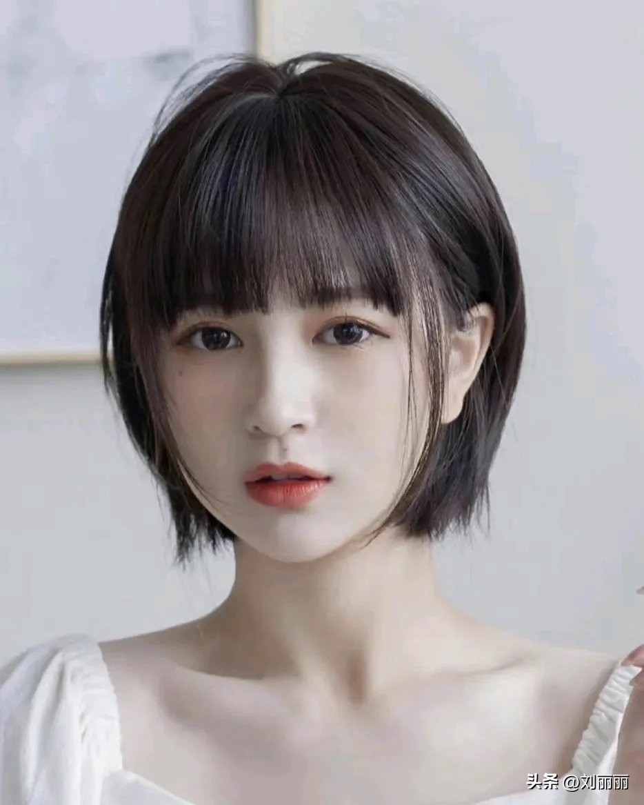 今年流行剪哪种女发,今年最流行的女发裁剪