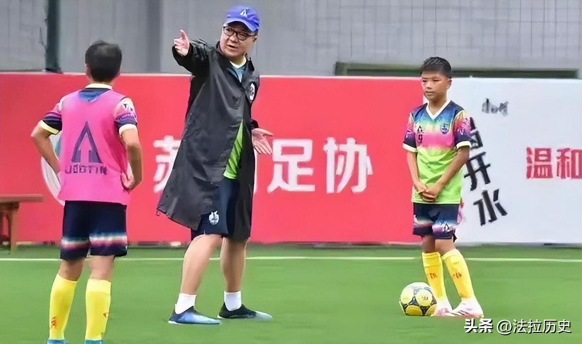 董路炮轰村超引不满,董路嘲讽贵州村超被反驳