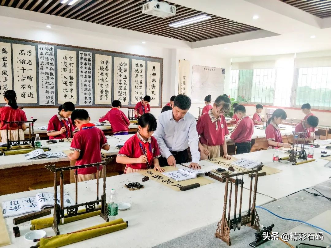 东莞石碣四海学校排名,东莞石碣四海学校学费价格表