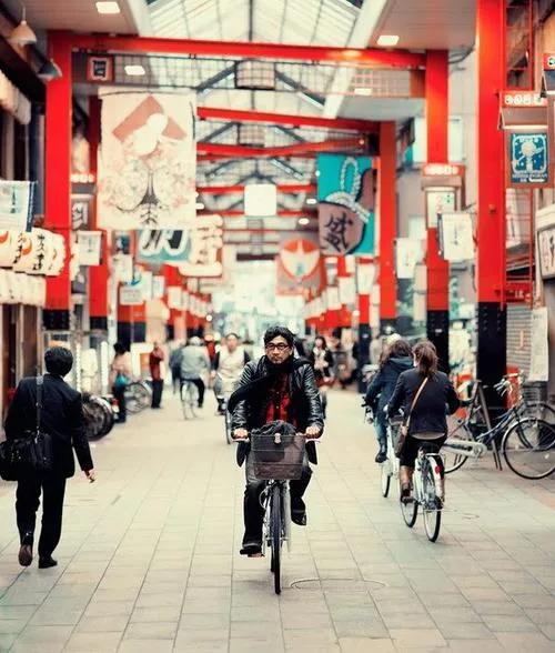 19世纪中期日本社会面临的问题,日本是半殖民地半封建社会吗