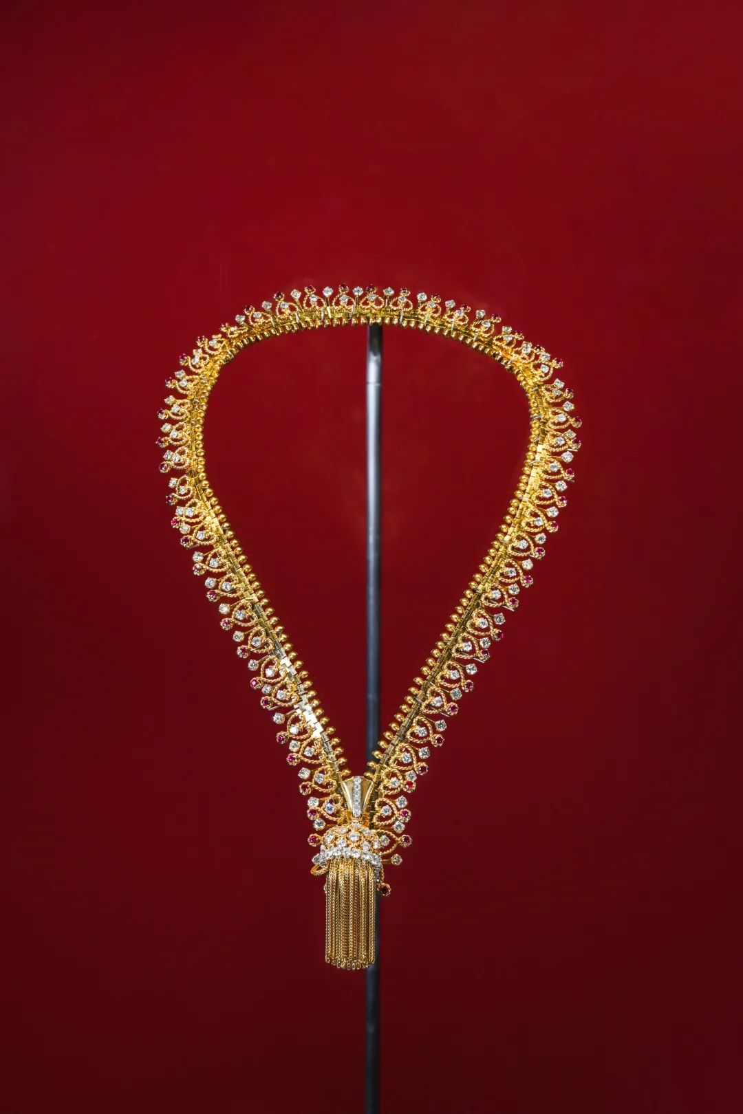 为什么名媛贵妇都爱钻石？2023年流行这5种…