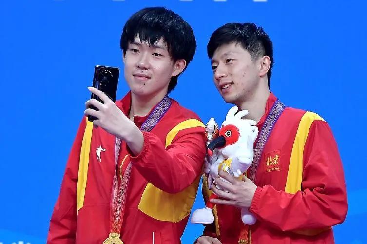 椹緳绮惧僵闇告皵澶哄啝鏃跺埢璁╃悆,椹緳璁╃悆鐜嬫閽︿笂鐑悳