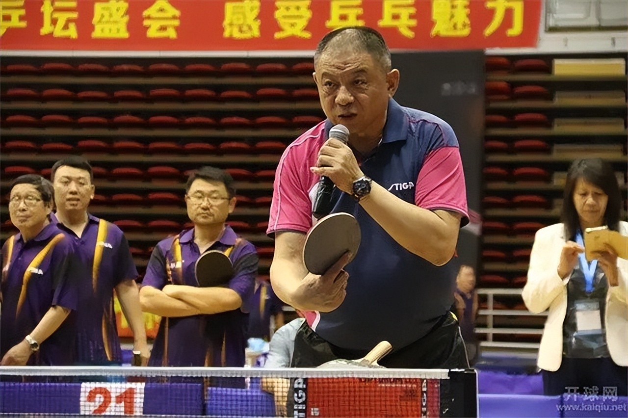 乒乓球教练王楠现在干什么,前国乒一姐王楠近况