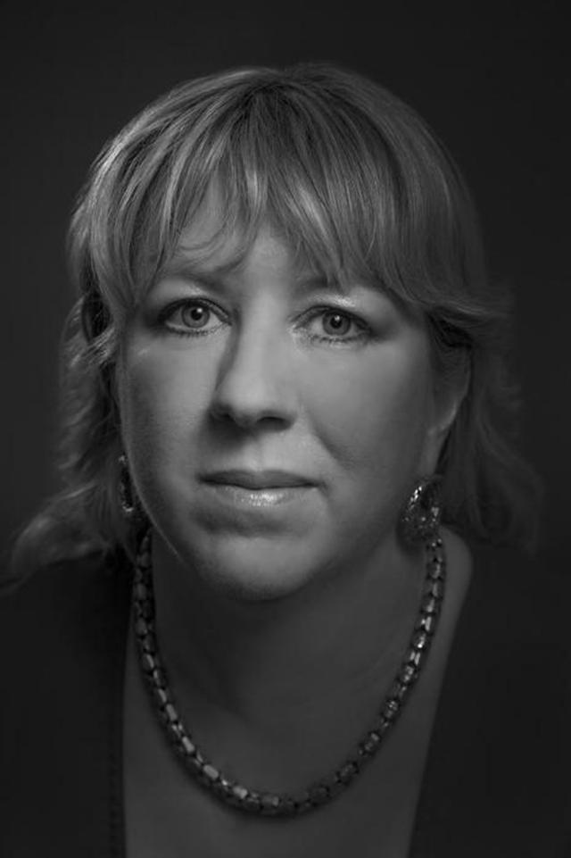 绝处逢生！女科学家用边缘疗法救绝症丈夫，9个月改写人类抗菌史